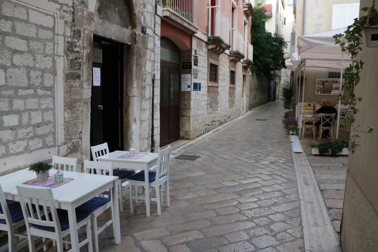 Val & Mar Studio Apartment Zadar Dış mekan fotoğraf